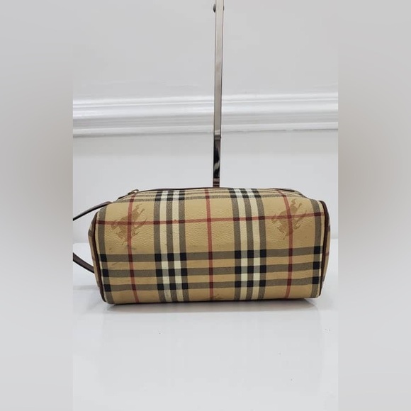 Burberry unisex clutch purse - Picture 7 of 16